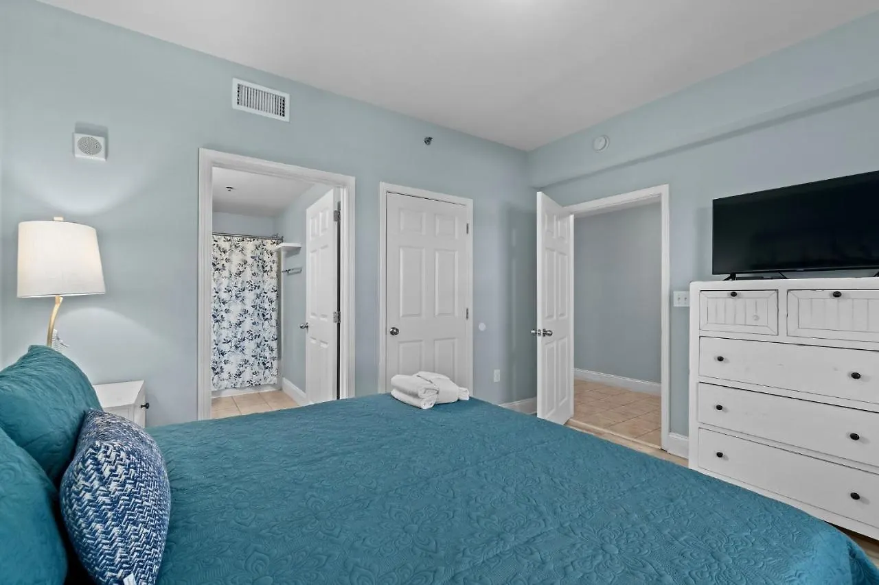 Laketown Wharf Resort #1518 By Book That Condo Panama City Beach