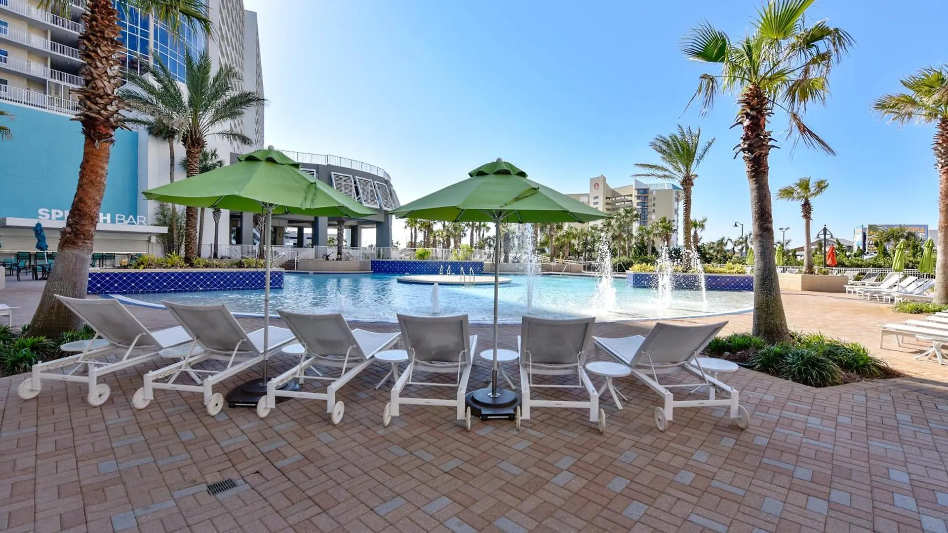Holiday home Laketown Wharf Resort #1518 By Book That Condo Panama City Beach